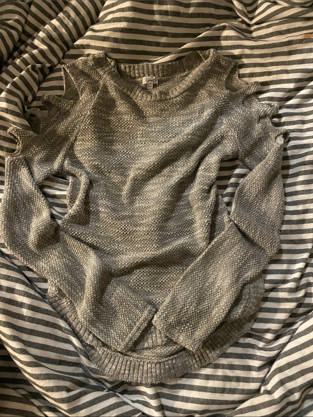 Kismet Cold Shoulder Knit Sweater - Gray